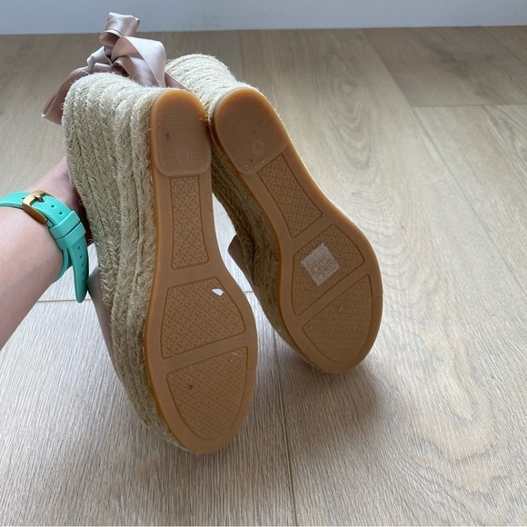 TORY BURCH Elisa Pink Satin Ankle Wrap Wedge - Picture 6 of 7